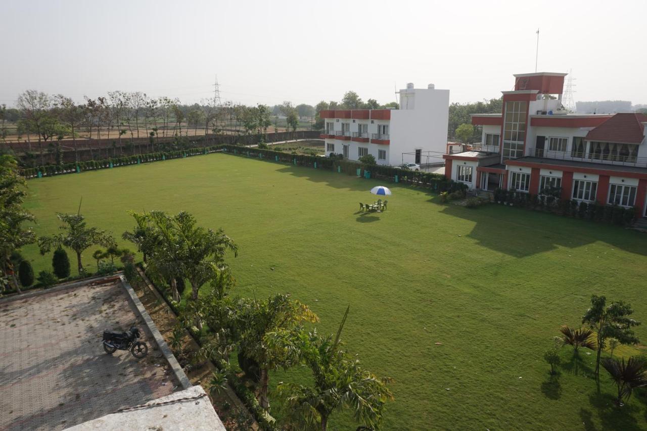 Green Banaras - Varanasi — Photos 1